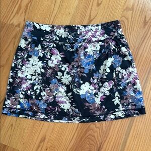 Jjill Floral Women's Skort- Black, Purple, Blue Petite M